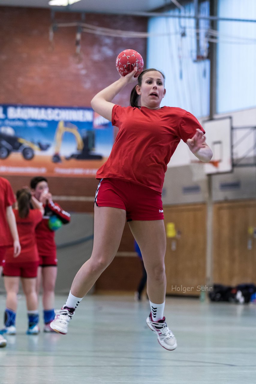 Bild 135 - Frauen Barmstedter TS - Buedelsdorfer TSV : Ergebnis: 26:12